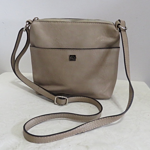 Small Leather ROOTS Crossbody Bag - Picture 1 of 4
